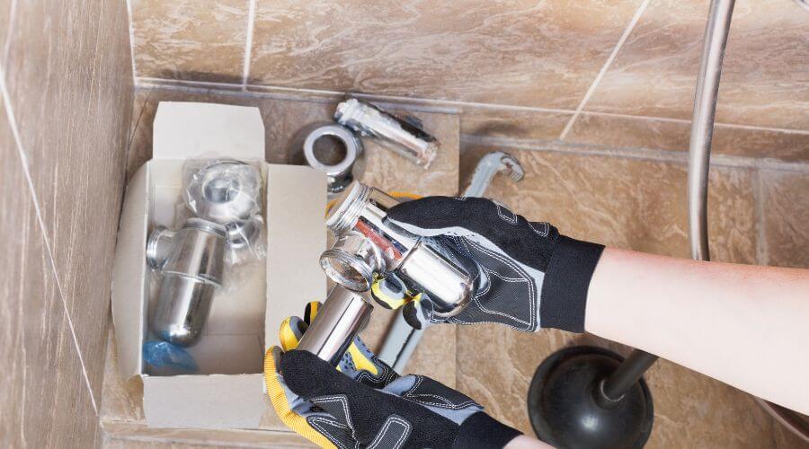 Professional gutter cleaning in Catawba, SC